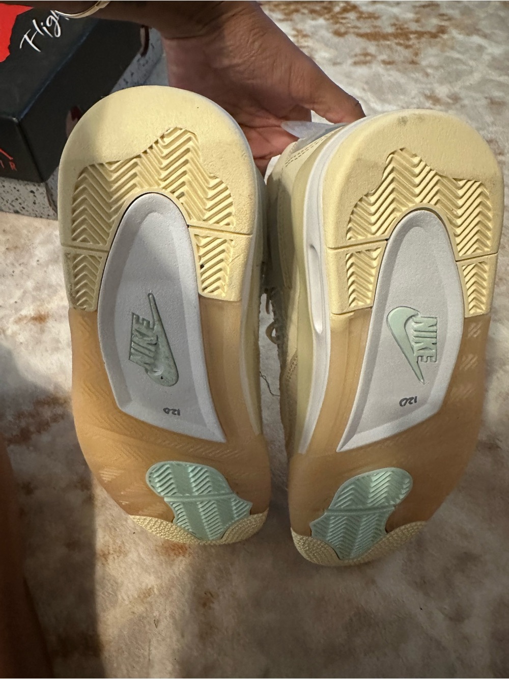Off-White x Air Jordan 4 Retro SP Sail Women’s 7.5 CV9388-100 w/ Box/Extra Laces - Picture 6 of 10